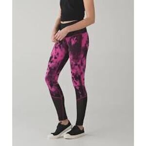 Lululemon Sweaty Endeavor Legging Blooming Pixie Rasberry Black Size 4 (B010327)
